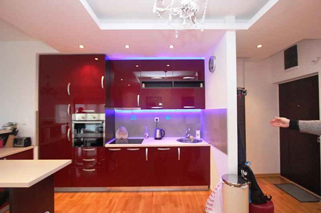 An apartment with seaview in Rafailovici